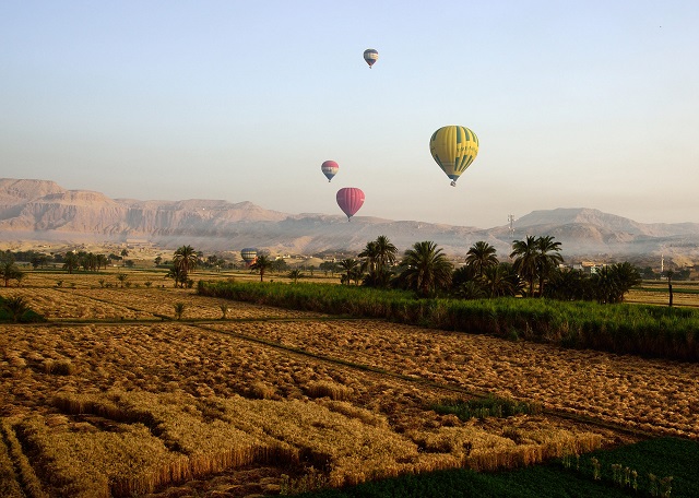 3-Hour Hot Air Balloon Sunrise Over Luxor